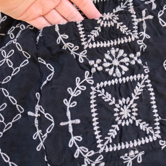 Johnny Was Pete & Greta Embroidered Pants - Picture 7 of 13